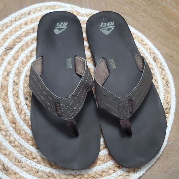 Reef Men’s Size 13, Reef Brown Flip Flops, With Bottle Opener - Picture 8 of 10